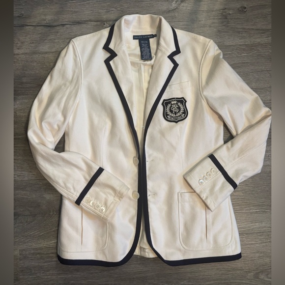 Ralph Lauren Jackets & Blazers - Ralph Lauren Elegant Blazer with Crest Patch size 12 nwot
